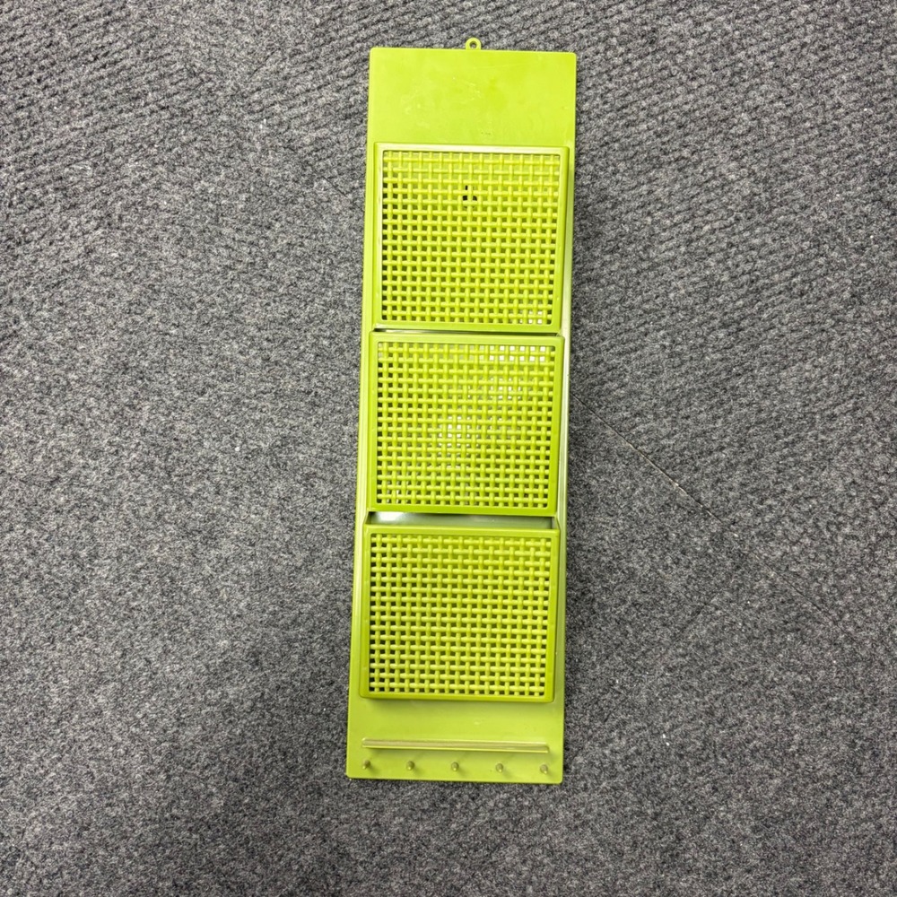 Vintage Fesco Avocado Green Plastic Wall Organizer 3 Tier Key Rack Made in USA
